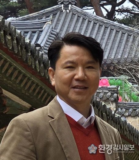 김홍철