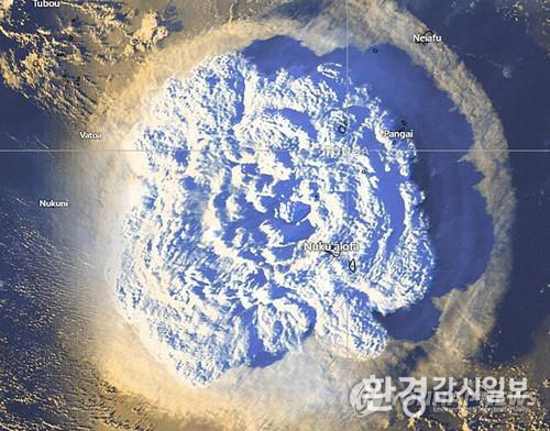 통가 해저 화산 분화 모습(위성사진)©&nbsp;제공: 연합뉴스